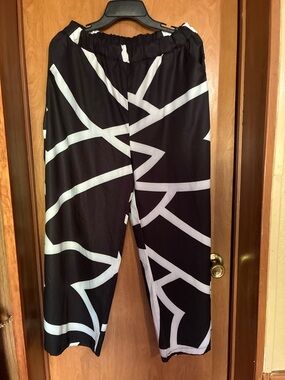 Black Wide-Leg Pants with White Abstract Print Large